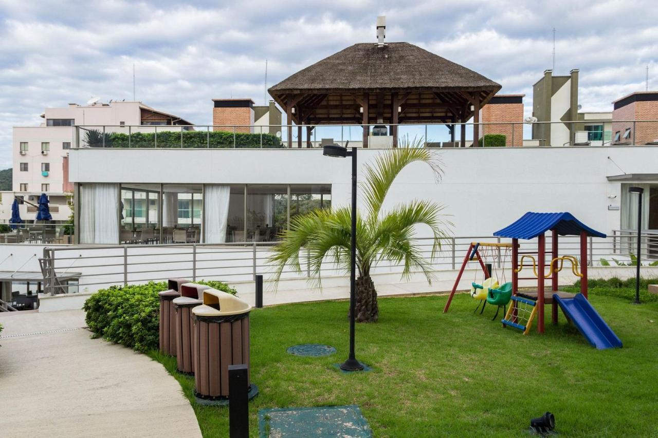 Punta Blu 102-7 - Apartamento De Alto Padrao Em Condominio Exclusivo, Quadra Poliesportiva - Piscina - Portaria 24H. Bombinhas Exterior foto